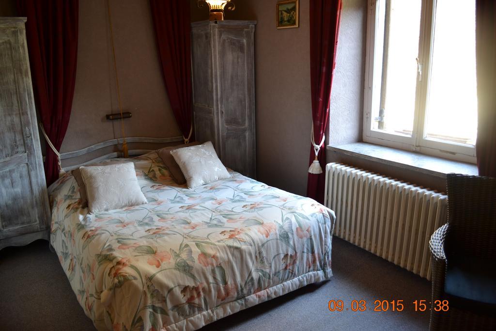 Auberge Au Naturel Des Ardennes 로셰하우트 객실 사진