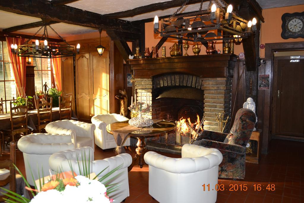 Auberge Au Naturel Des Ardennes 로셰하우트 외부 사진